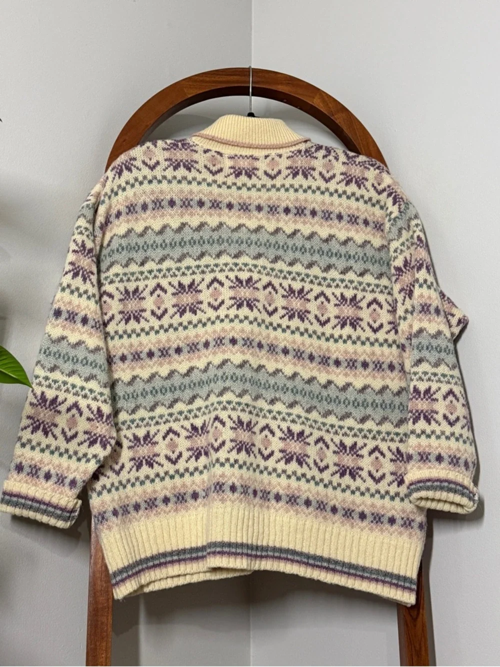 The Edinburgh Woollen Mill MEDIUM Cream Pastel Fair Isle Wool Cardigan Sweater - Picture 2 of 10